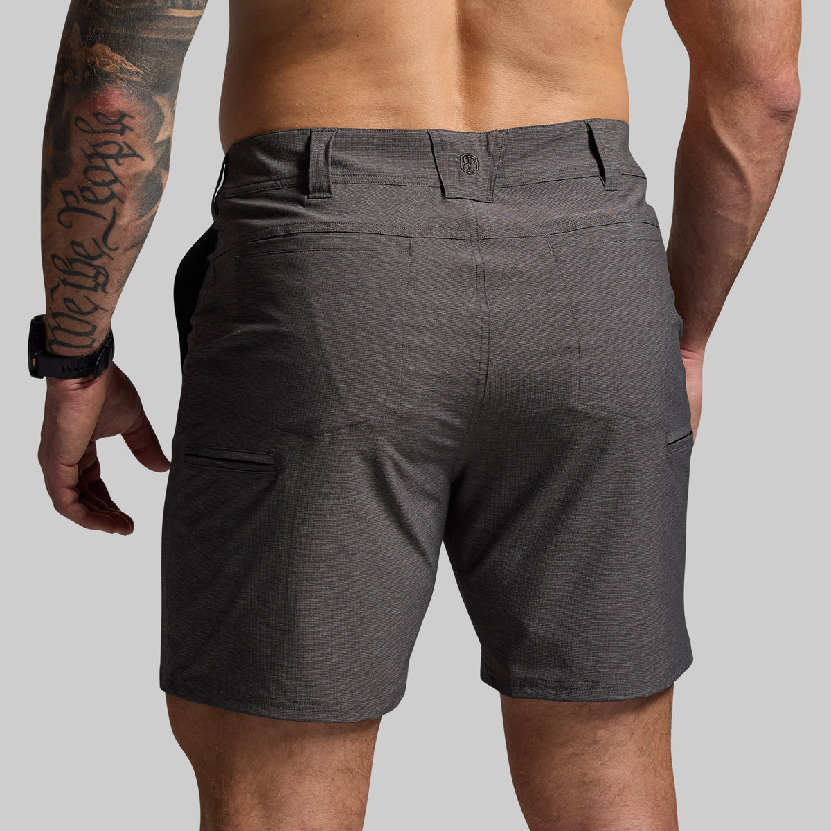 Traverse Short 7" (Gunmetal)