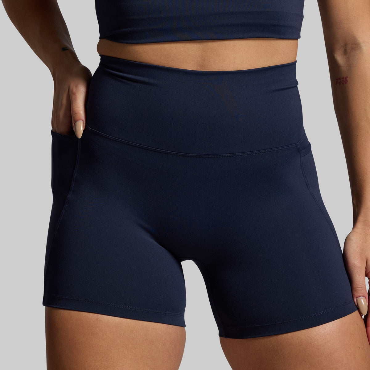 Eccentric Short (BP Navy)